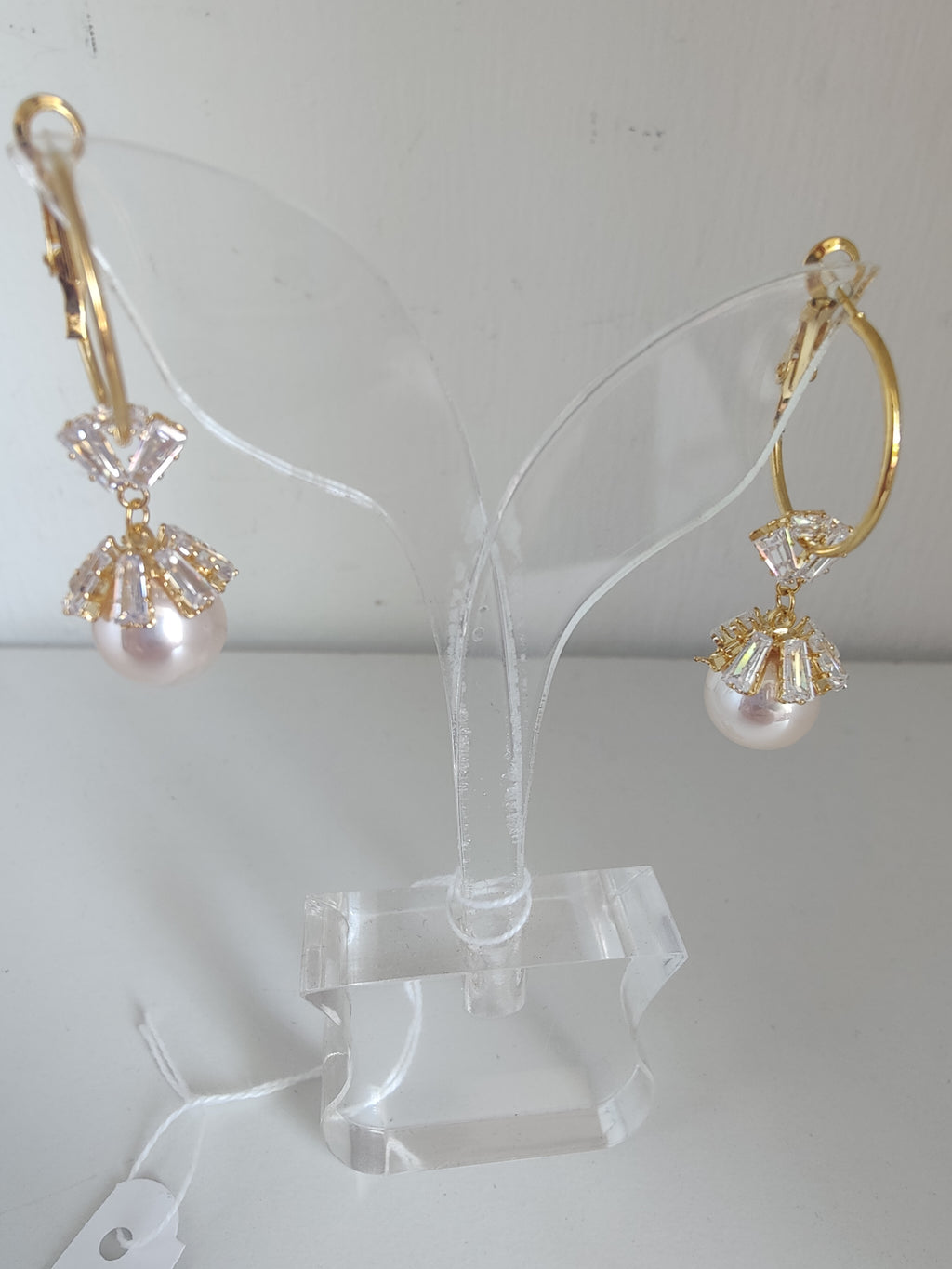 Gold Tone and Pearl Style Drop Earrings