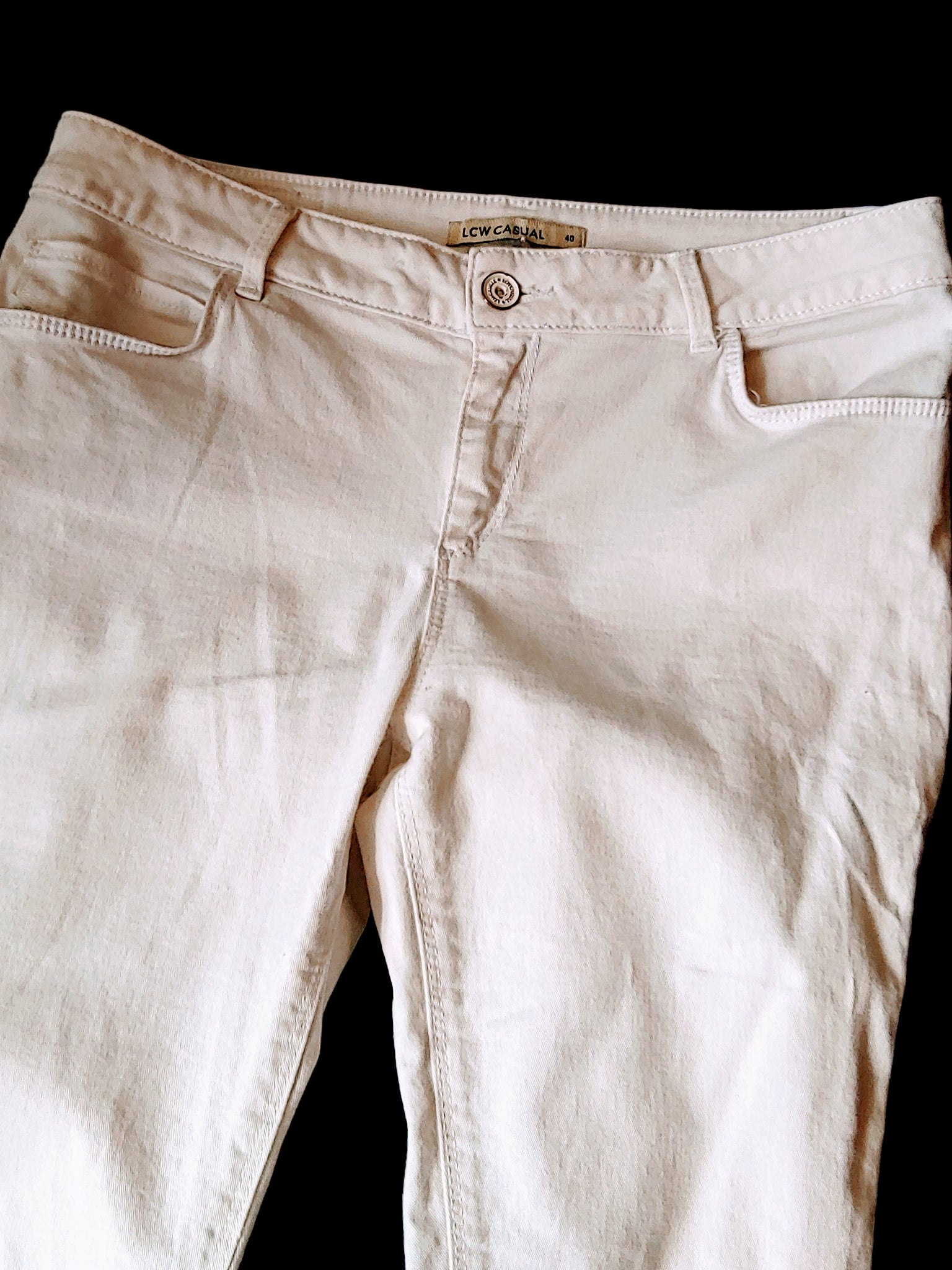 White Low Casual Jeans, Size 40