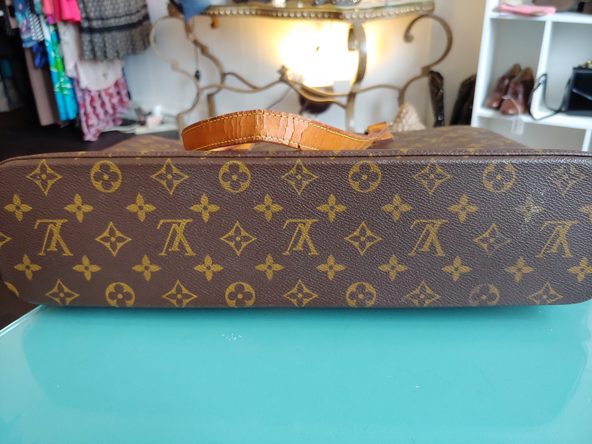 Louis Vuitton Luco Tote Bag – La Petite Boutique Winthrop